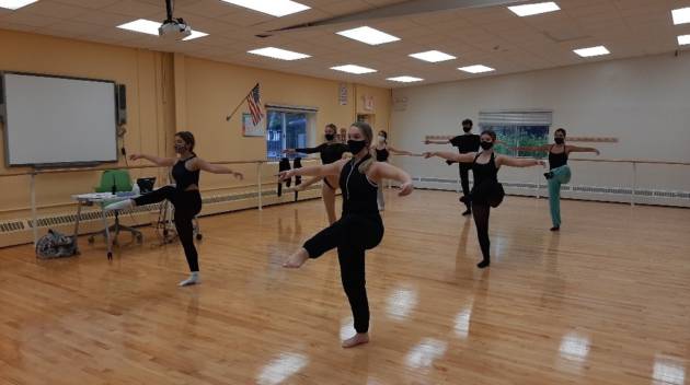dance class at LIHSA
